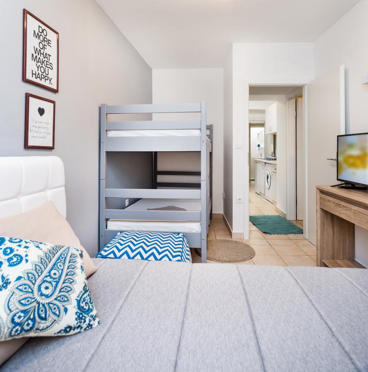 Apartments Vega Ljubljana Chambre photo