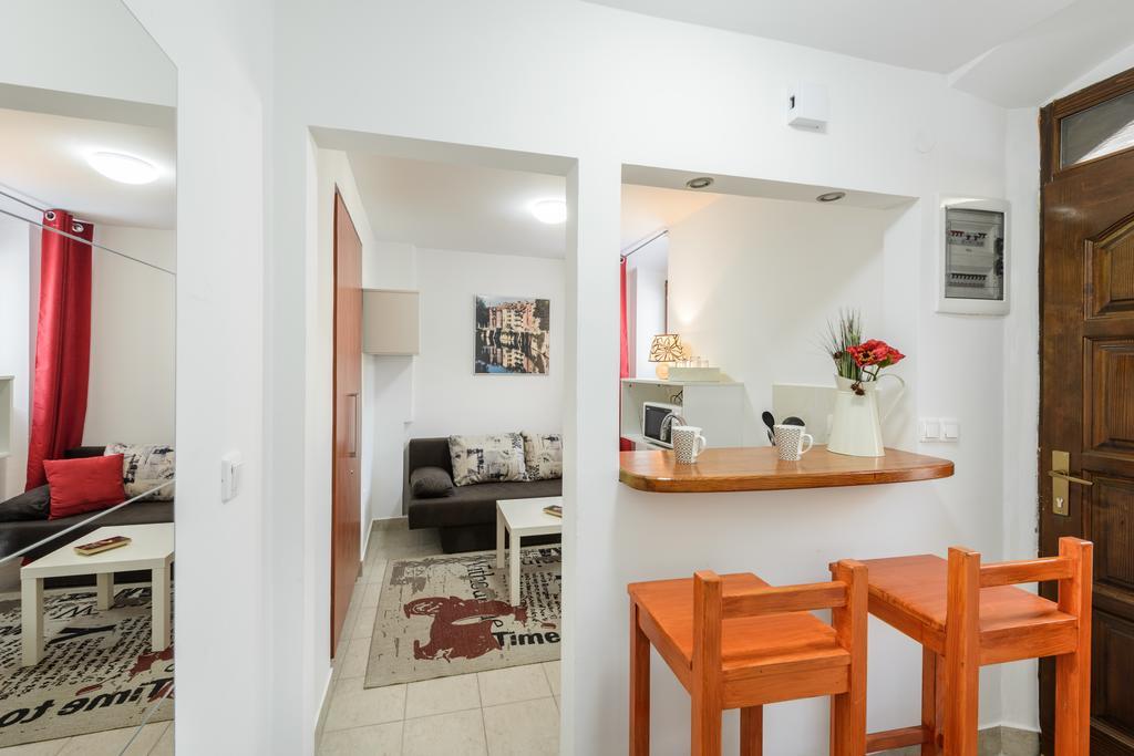Apartments Vega Ljubljana Extérieur photo