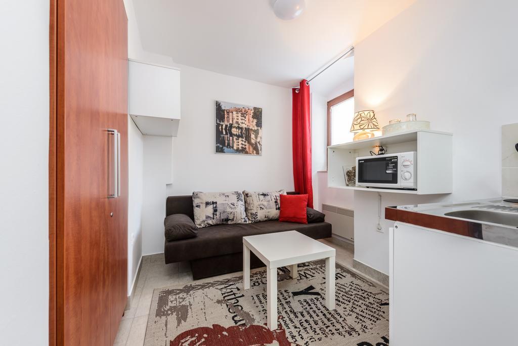 Apartments Vega Ljubljana Extérieur photo